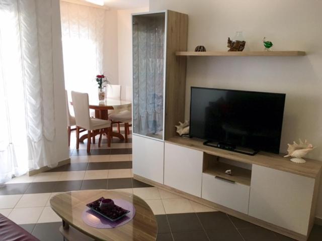 Apartment Mirella Умаг Экстерьер фото